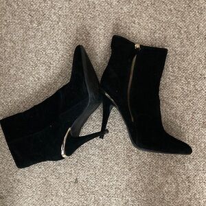 Rouge! Black Heeled Boots with Gold Zipper